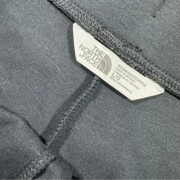 The North Face Womens Drawstring Sweat Shorts Black - Picture 4 of 8